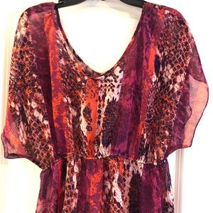 Ecko Unlimited flowy blouse
